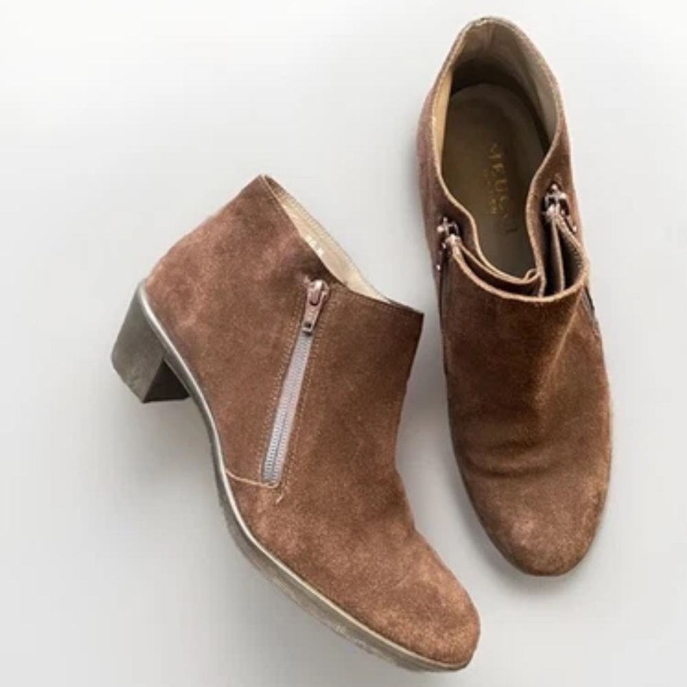 Sesto Meucci Faux Brown Suede Block Heel Ankle Boots Womens Size 10M